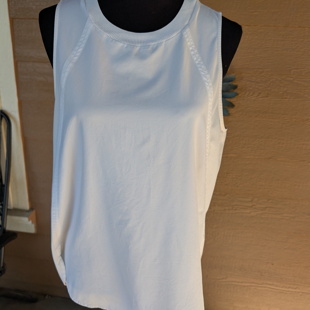 Athleta White Sleeveless Active Top